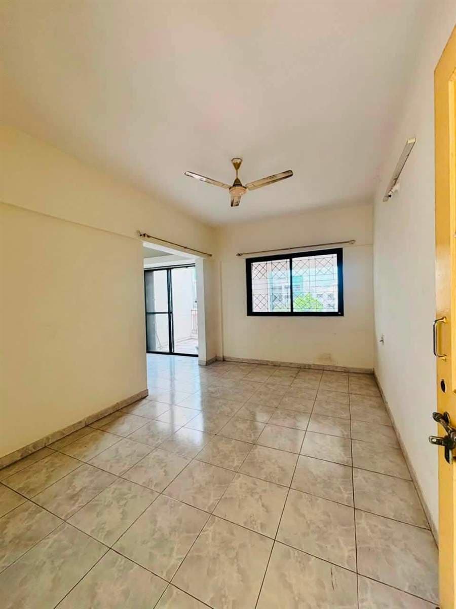 2 BHK in Grevillea - Photo 1